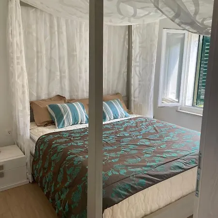 Townhouse Rustik