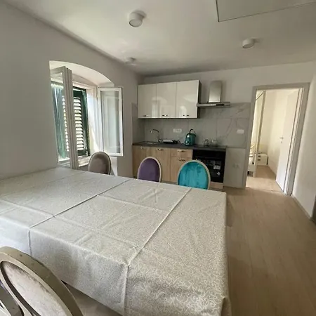 Townhouse Rustik Вилла